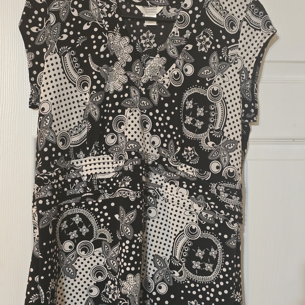 Black and White Patterned Women's Top